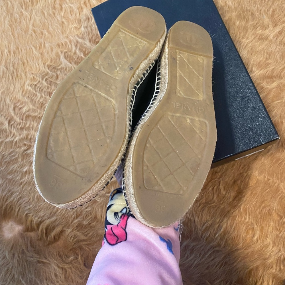 Chanel Women Espadrilles In Lambskin Leather-black - Picture 3 of 9